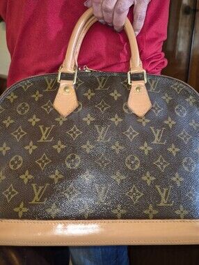 Louis Vuitton Alma Authenticity Date code SD0087. . 12"×9.25"×6.5". 4" Drop.